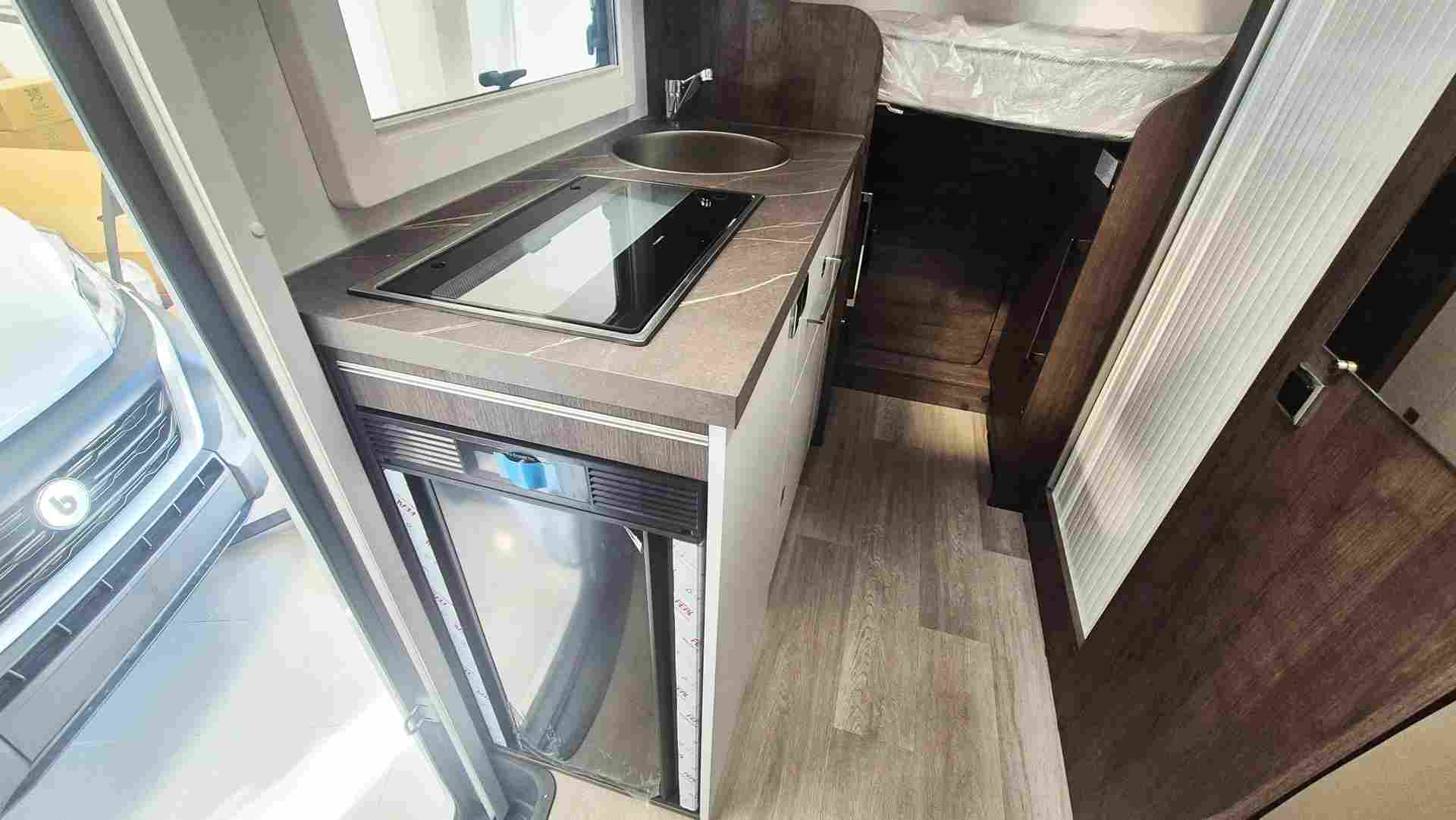 Imagen autocaravana benimar cocina