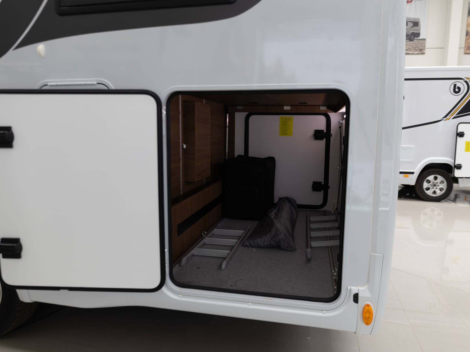 Autocaravana Benimar Amphitryon 967