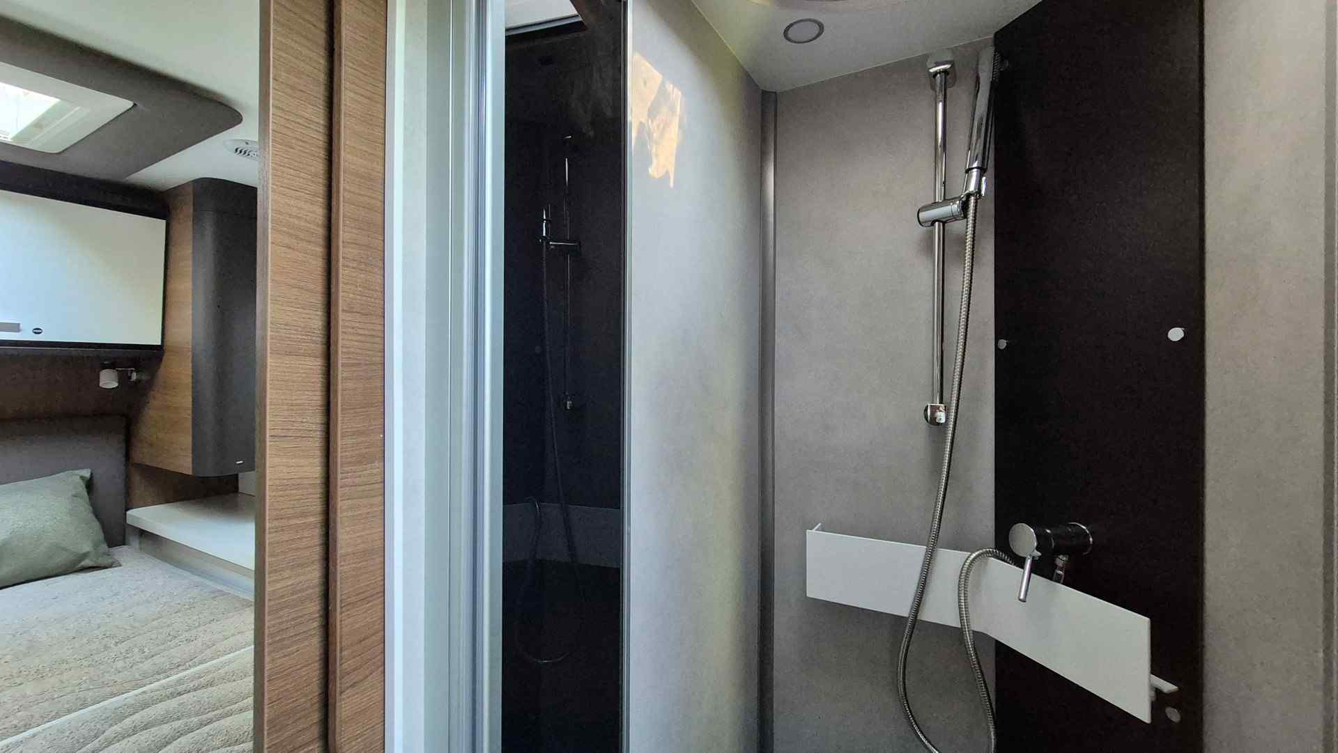 Ducha autocaravana modelo M297