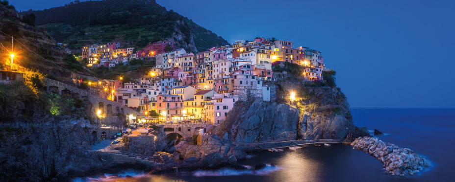 turismo nocturno cinque terre autocaravana