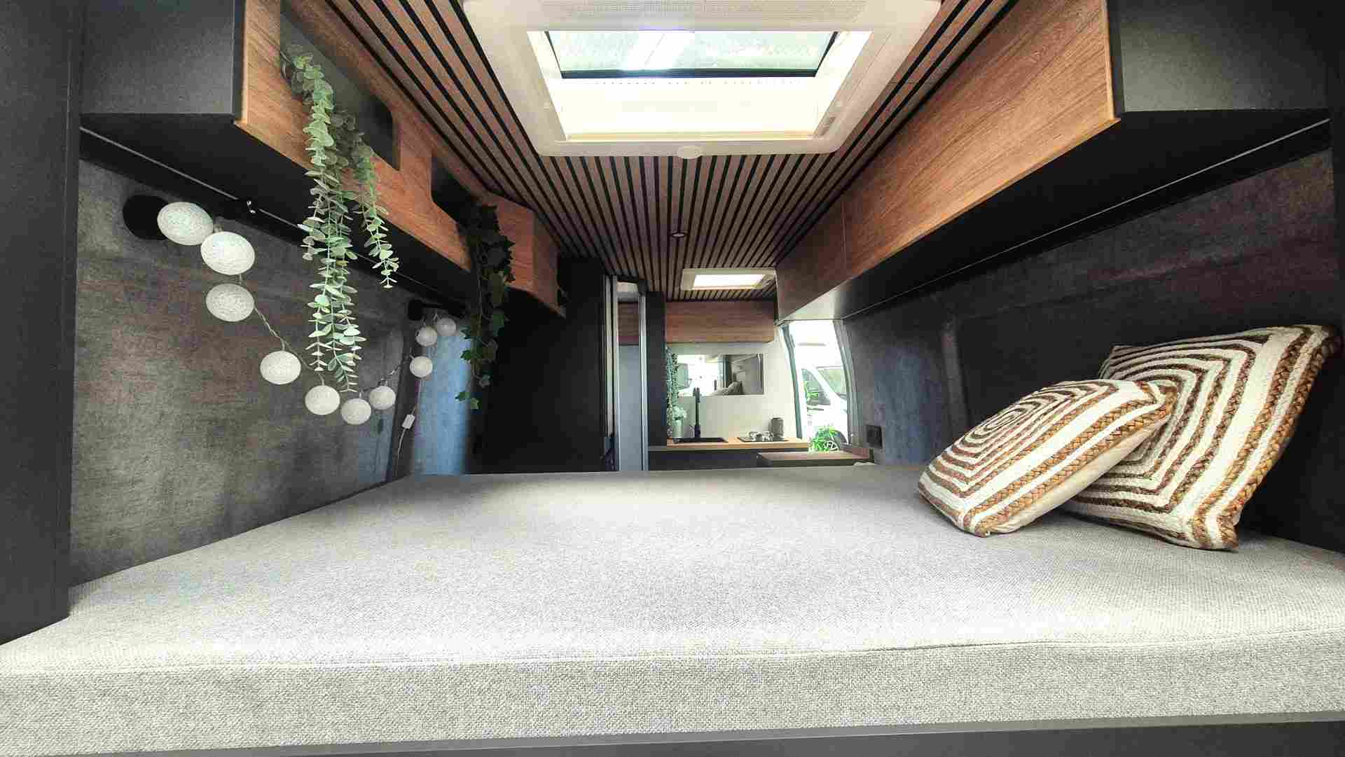 cama matrimonio camper