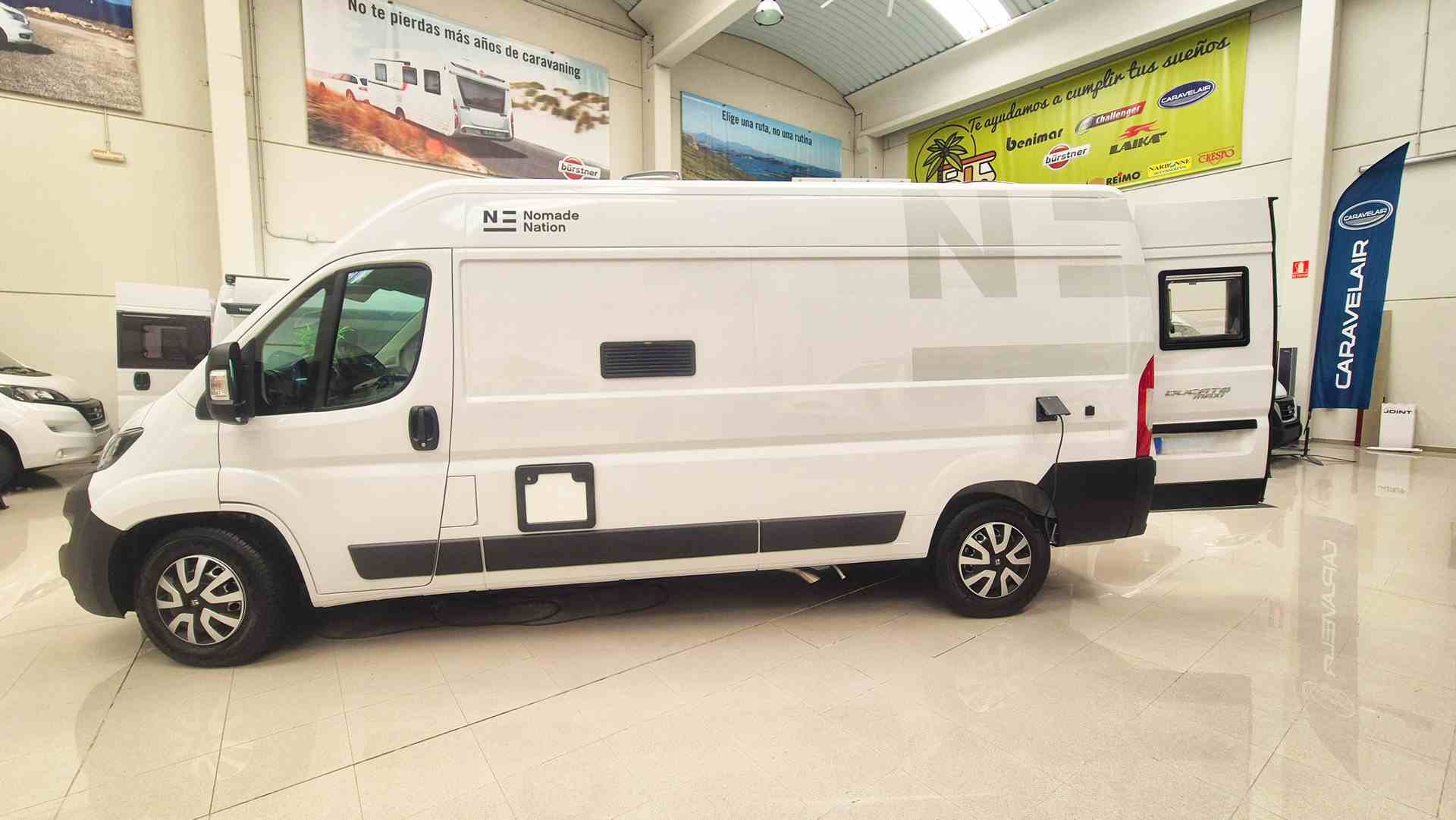 camper nomade exterior