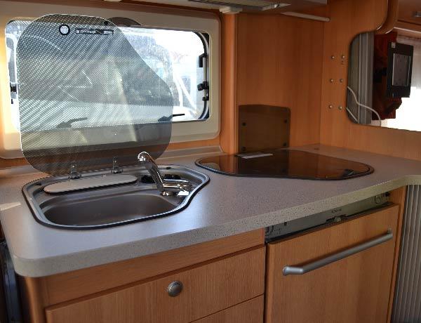 cocina caravana travel king