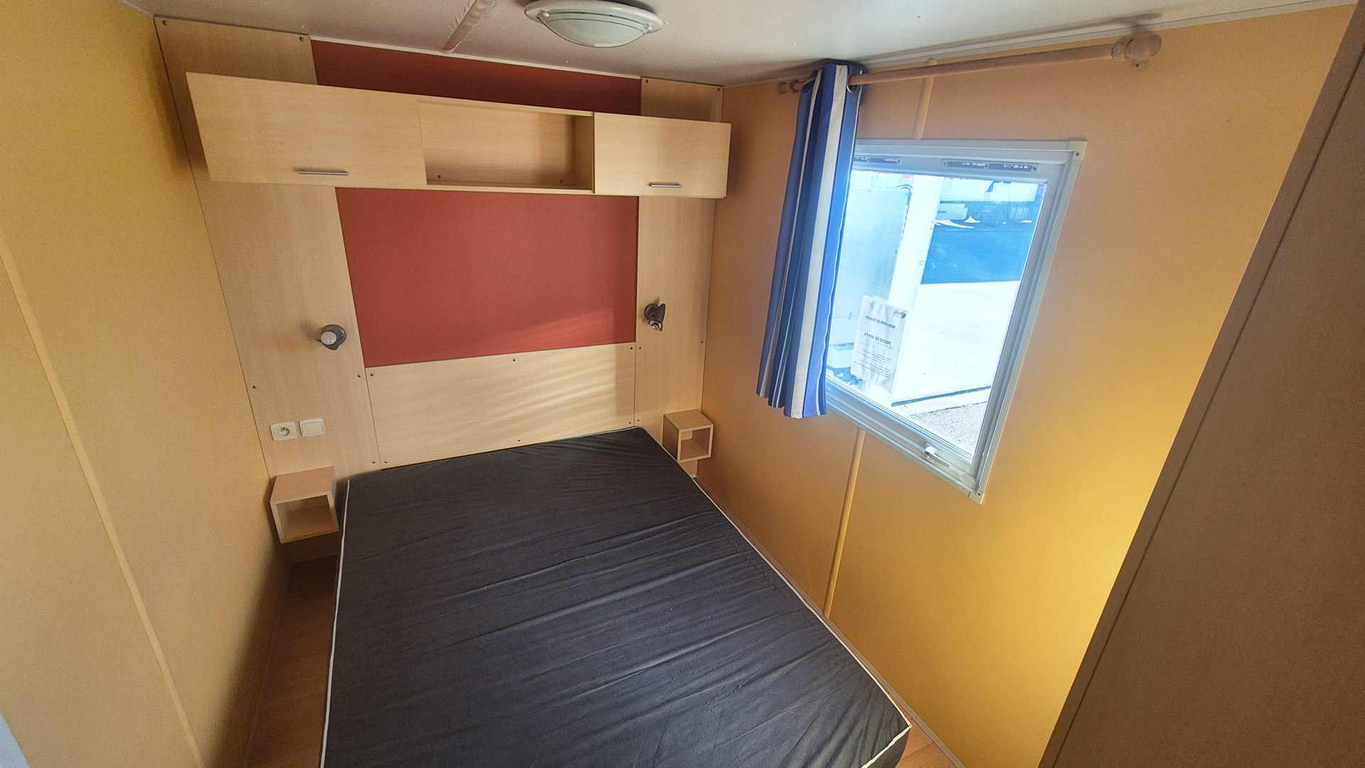 dormitorio mobile home cama matrimonio