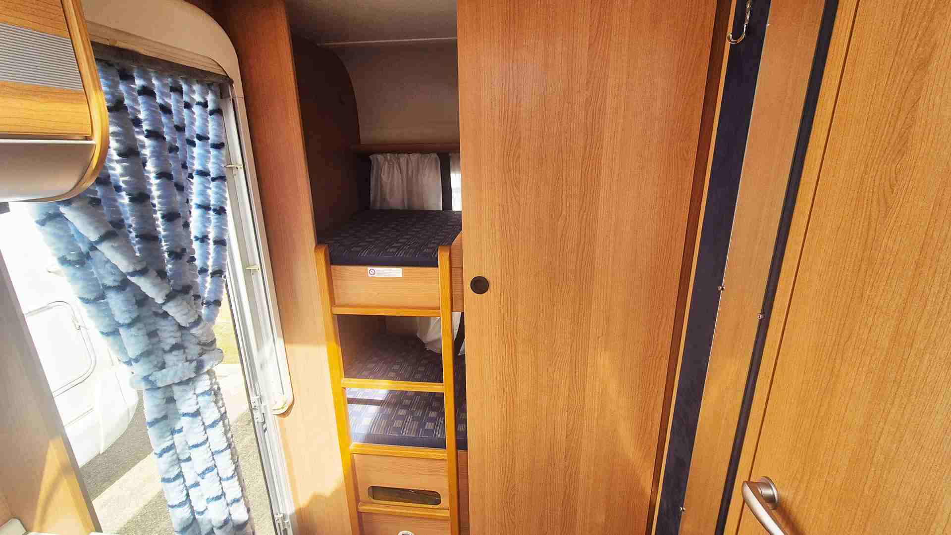 espacio caravana knaus