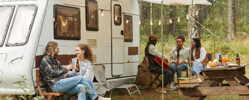 imprescindibles para viajar en autocaravana amigos en la naturaleza caravaning plaza