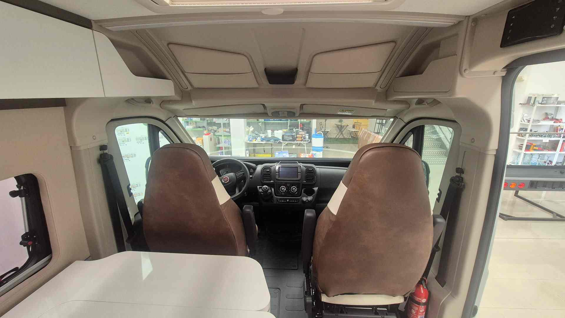 interior de una camper