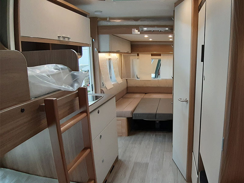 interior caravana premio plus