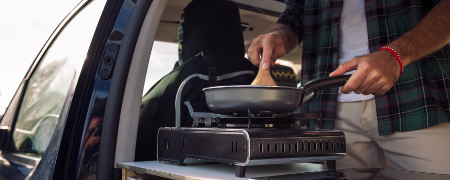 llevar vajilla en autocaravana cocina Caravaning Plaza