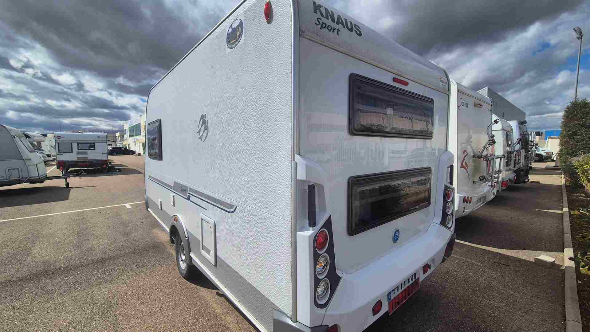 parte de atrás caravana