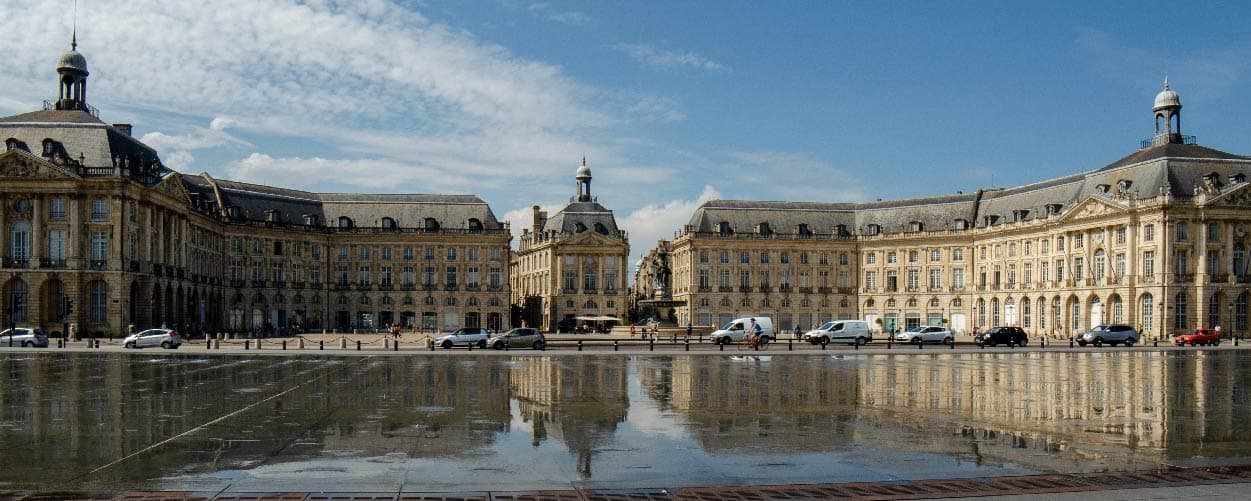 ruta a paris autocaravana Caravaning plaza zaragoza visitar burdeos.