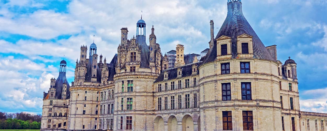 ruta a paris autocaravana Caravaning plaza zaragoza visitar castillo